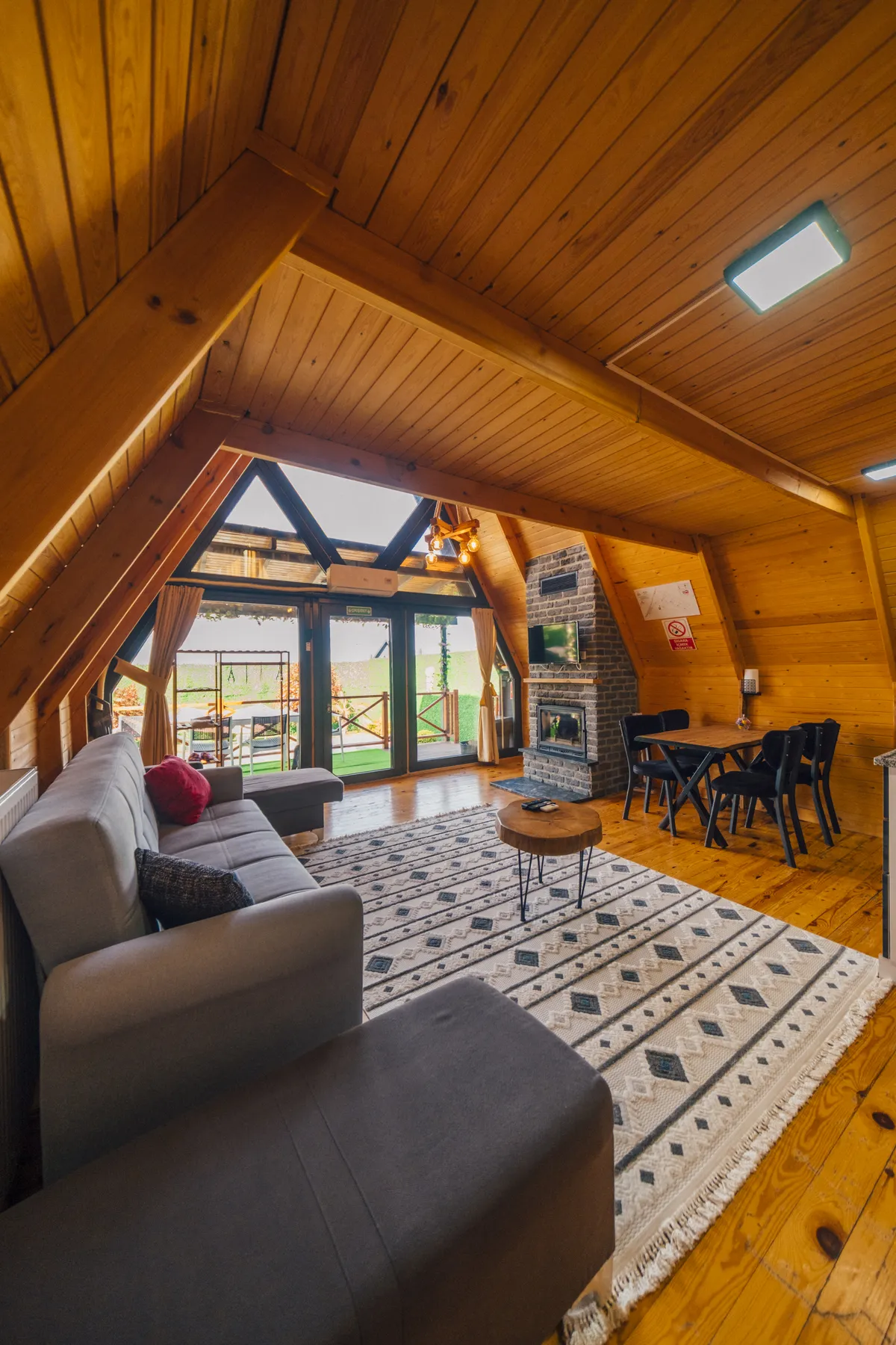 Oyun Alanlı Bungalov — fotoğraf 11