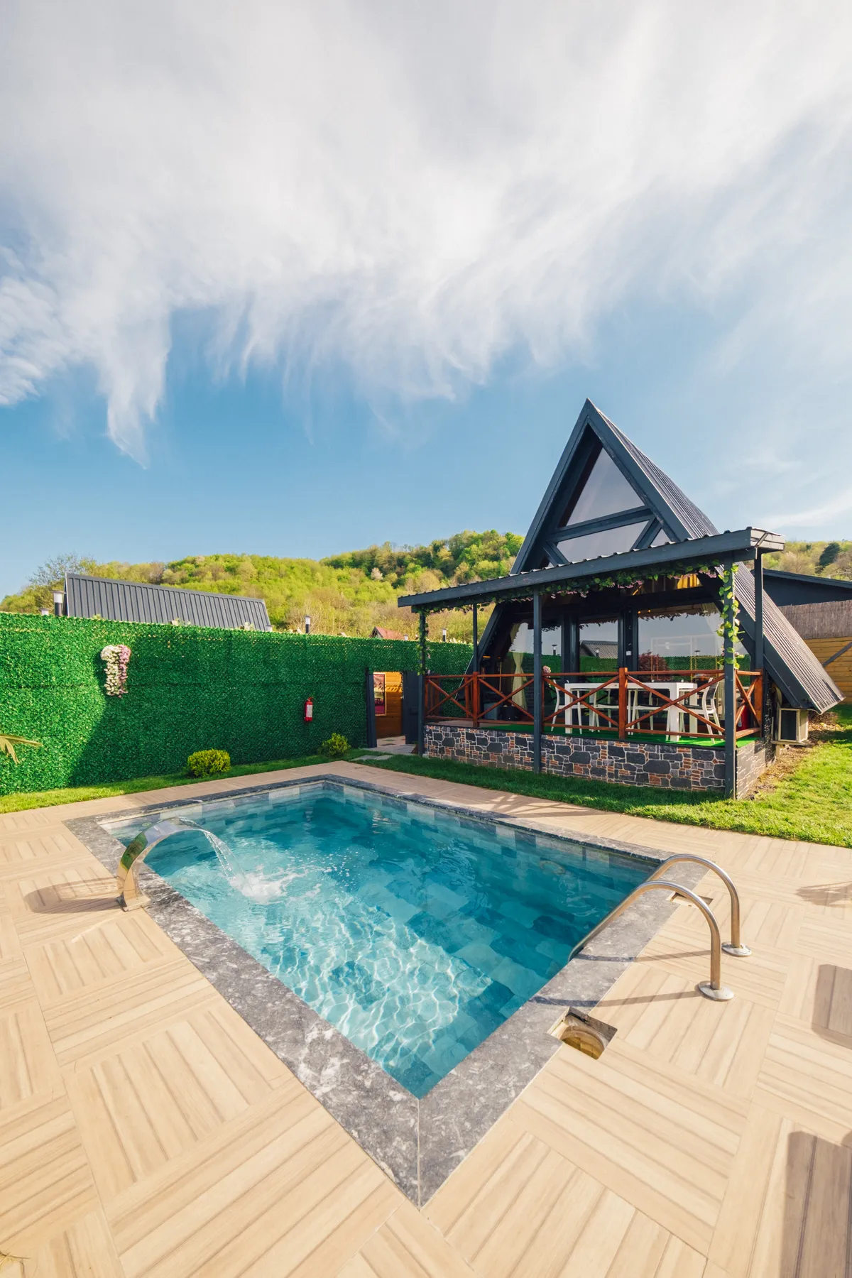 Oyun Alanlı Bungalov — fotoğraf 3